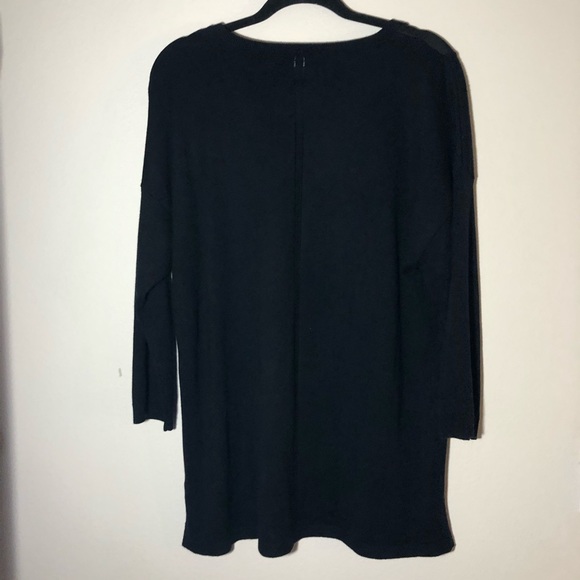 Calvin Klein Mixed Media Sweater🖤 - Picture 6 of 10